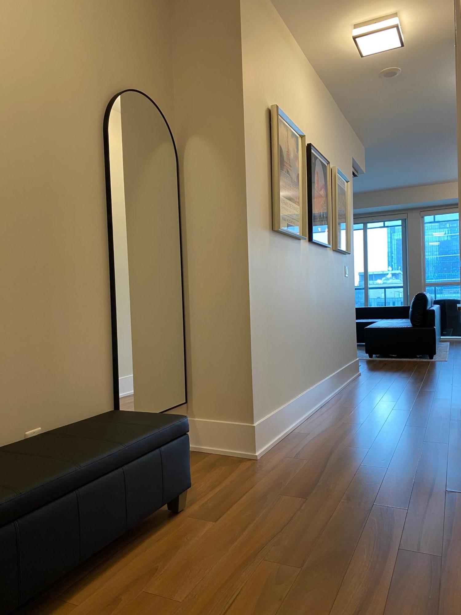 Central Toronto Suite - Free Parking, City Views, Near Cn Tower Exterior foto