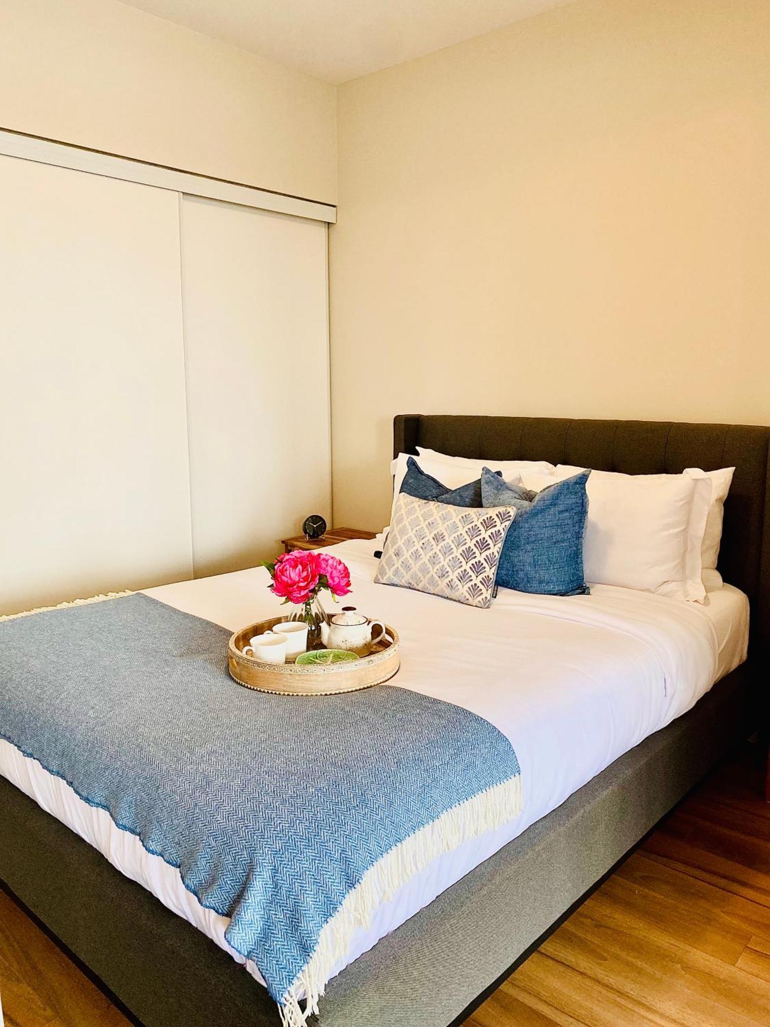 Central Toronto Suite - Free Parking, City Views, Near Cn Tower Exterior foto